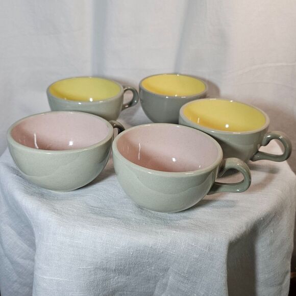 Harkerware Vintage Pottery Cups x5 Gray Pink Yellow 1950's Retro Coffee Tea Mugs - Picture 2 of 5